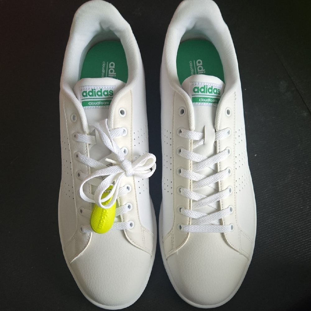 Adidas Cloudfoam White Sneakers with Green Details
